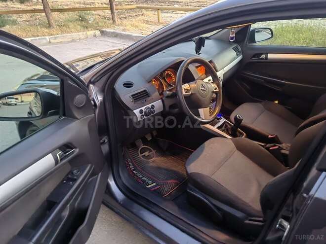 Opel Astra 2009, 300,000 km - 1.7 l - Bakı