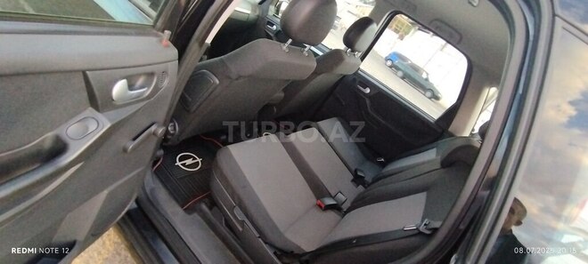Opel Meriva-9
