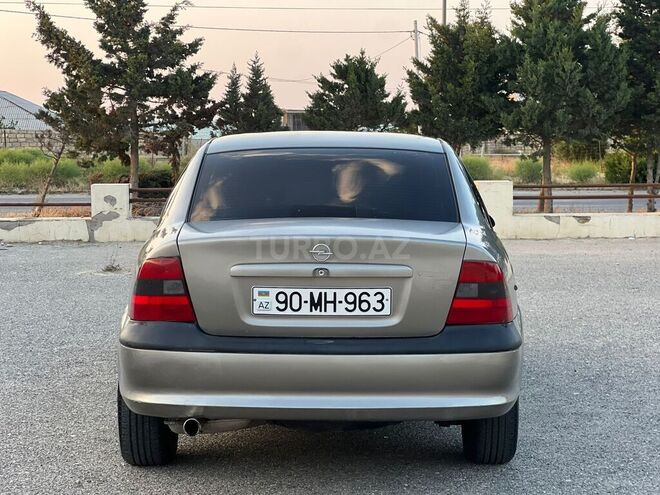 Opel Vectra 1997, 326,000 km - 2.0 l - Sumqayıt