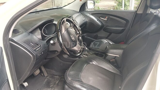 Hyundai ix35 2010, 276,000 km - 2.0 l - Bərdə