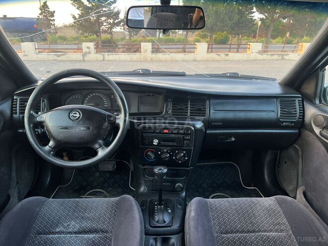 Opel Vectra 1997, 326,000 km - 2.0 l - Sumqayıt
