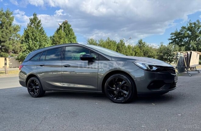 Opel Astra 2021, 107,000 km - 1.5 l - Gəncə