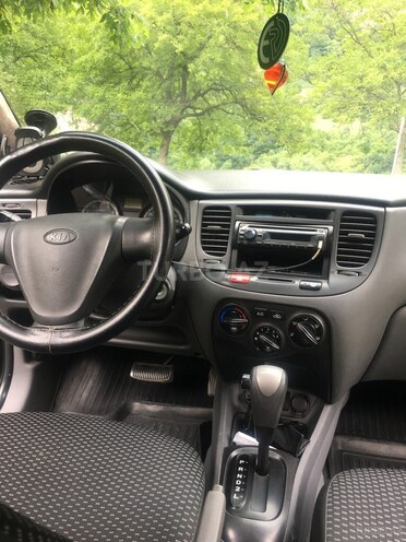 Kia Rio 2008, 348,000 km - 1.4 l - Zaqatala