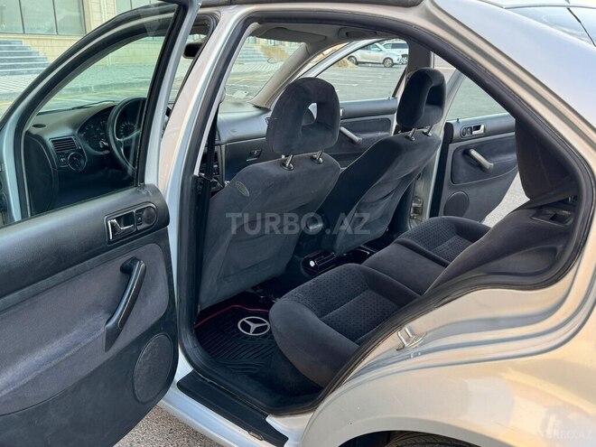 Volkswagen Bora 2000, 260,400 km - 1.6 l - Sumqayıt
