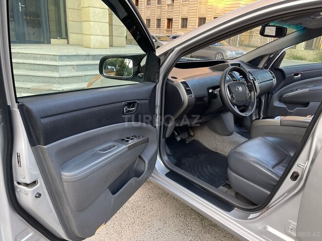 Toyota Prius 2009, 240,123 km - 1.5 l - Sumqayıt