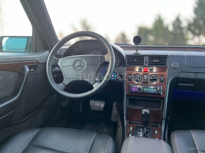 Mercedes C 220 1996, 321,000 km - 2.2 л - Sumqayıt
