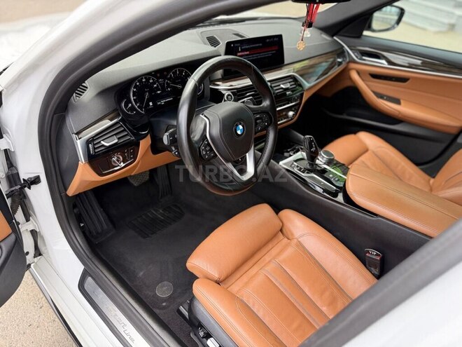 BMW 530 2019, 190,000 km - 2.0 l - Tovuz