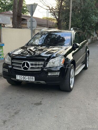Mercedes GL 550-4