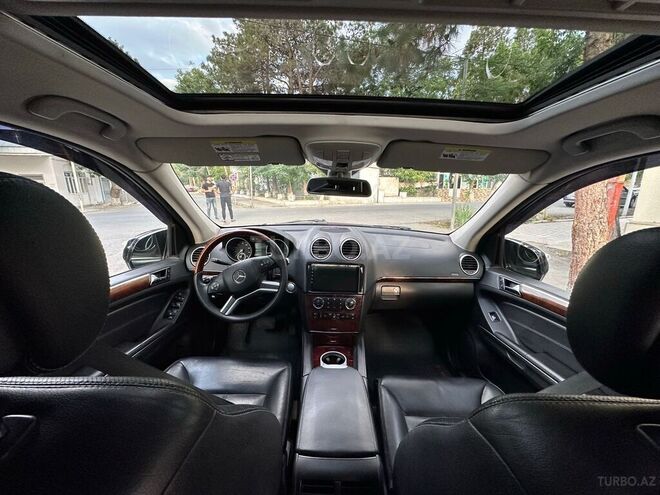 Mercedes GL 550-15