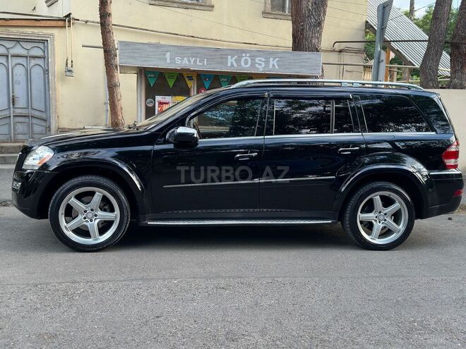 Mercedes GL 550-13