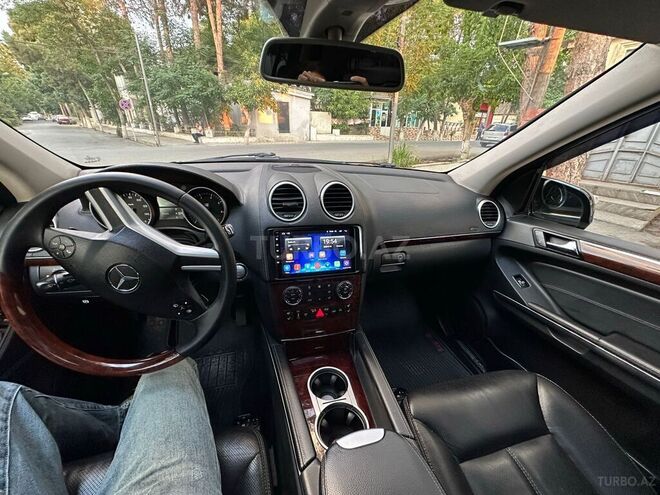Mercedes GL 550-17
