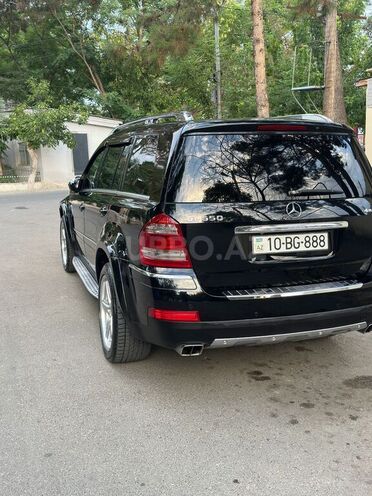 Mercedes GL 550-12