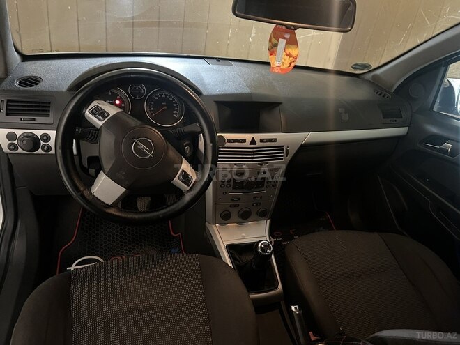 Opel Astra 2009, 289,000 km - 1.3 l - Bakı