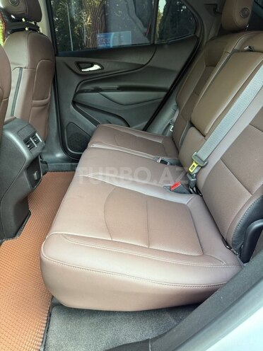 Chevrolet Equinox-5