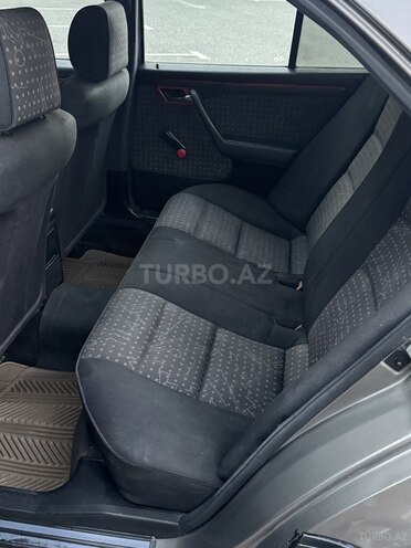 Mercedes C 180 1993, 336,000 km - 1.8 l - Sumqayıt