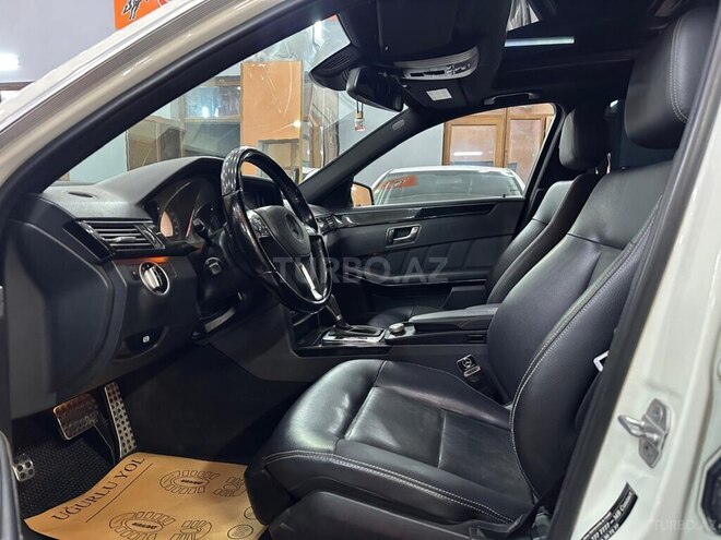 Mercedes E 200 2011, 221,021 km - 1.8 l - Xırdalan