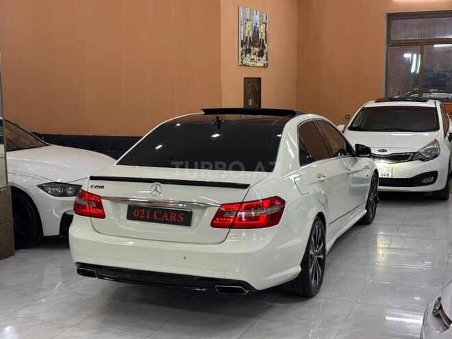 Mercedes E 200 2011, 221,021 km - 1.8 l - Xırdalan