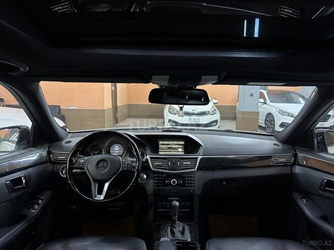 Mercedes E 200 2011, 221,021 km - 1.8 l - Xırdalan