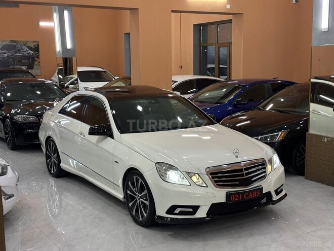Mercedes E 200 2011, 221,021 km - 1.8 l - Xırdalan