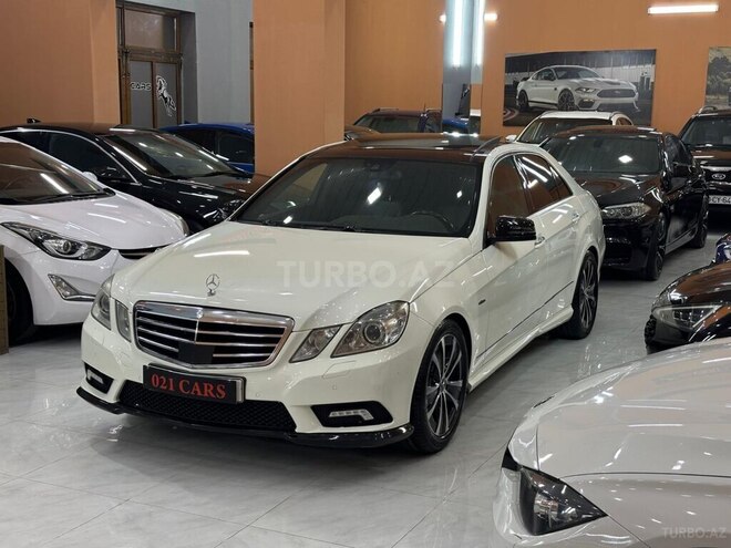 Mercedes E 200 2011, 221,021 km - 1.8 l - Xırdalan