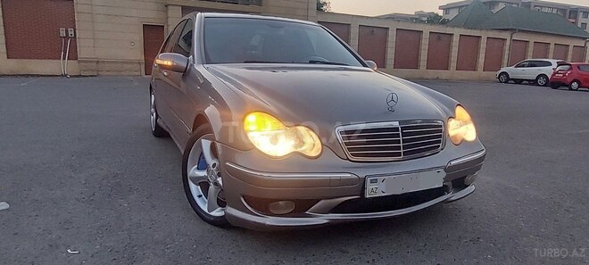 Mercedes C 230 2006, 227,000 km - 2.5 l - Sumqayıt