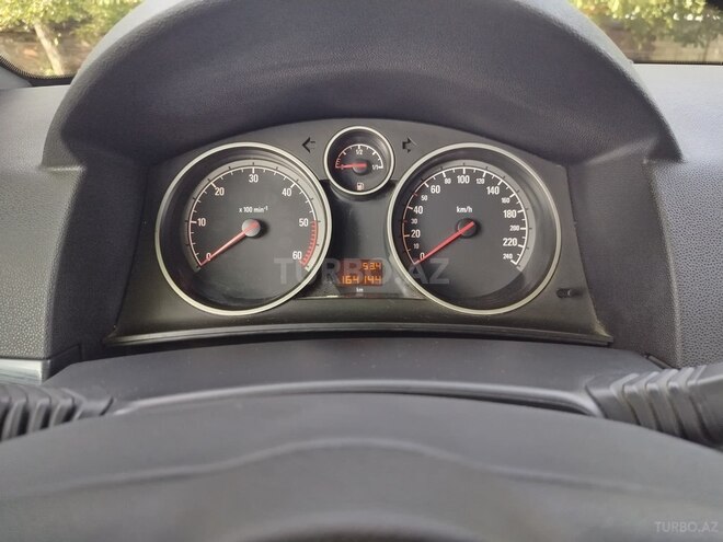 Opel Astra 2005, 164,147 km - 1.7 l - Quba