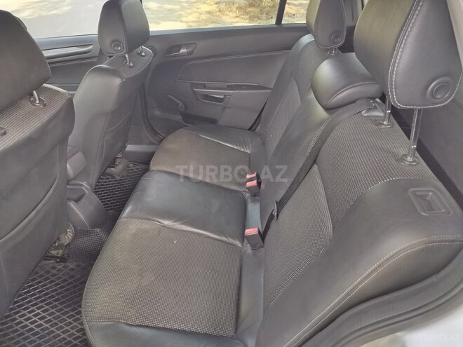 Opel Astra 2005, 164,147 km - 1.7 l - Quba