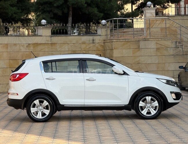 Kia Sportage 2013, 142,000 km - 2.0 l - Gəncə
