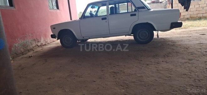 LADA (VAZ) 2107 2003, 35,000 km - 1.6 l - Saatlı