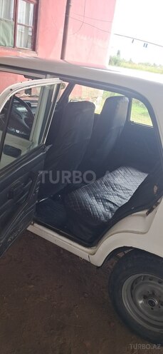 LADA (VAZ) 2107 2003, 35,000 km - 1.6 l - Saatlı