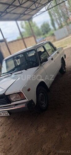 LADA (VAZ) 2107 2003, 35,000 km - 1.6 l - Saatlı