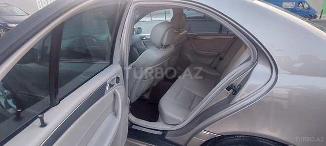 Mercedes C 230 2006, 227,000 km - 2.5 l - Sumqayıt