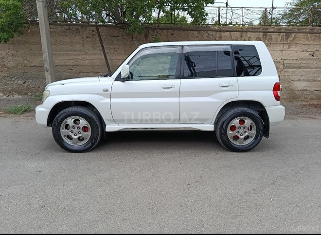 Mitsubishi Pajero io 2003, 218,695 km - 2.0 л - Gəncə