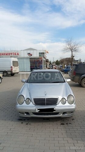 Mercedes E 220 d 2000, 100,000 km - 2.2 л - Masallı