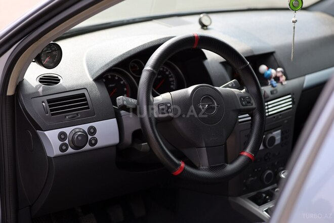 Opel Astra 2004, 246,800 km - 1.4 l - Qax