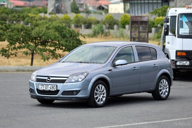 Opel Astra 2004, 246,800 km - 1.4 l - Qax