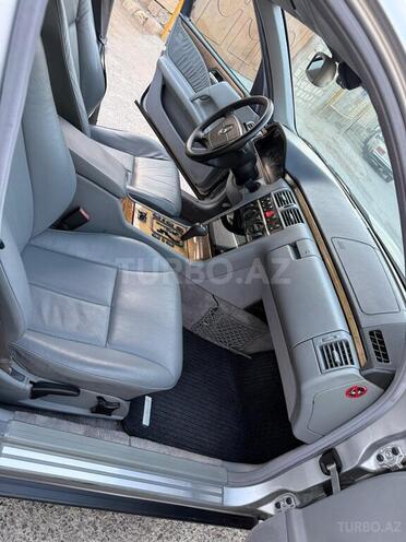Mercedes E 240 1998, 314,000 km - 2.4 l - Sumqayıt