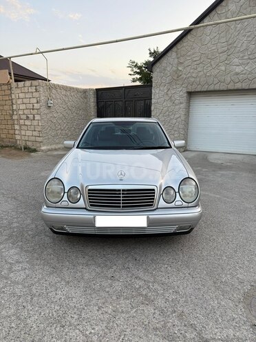 Mercedes E 240 1998, 314,000 km - 2.4 l - Sumqayıt