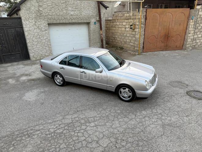 Mercedes E 240 1998, 314,000 km - 2.4 l - Sumqayıt