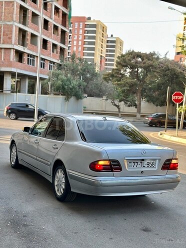 Mercedes E 220 d 2000, 416,000 km - 2.2 l - Bakı