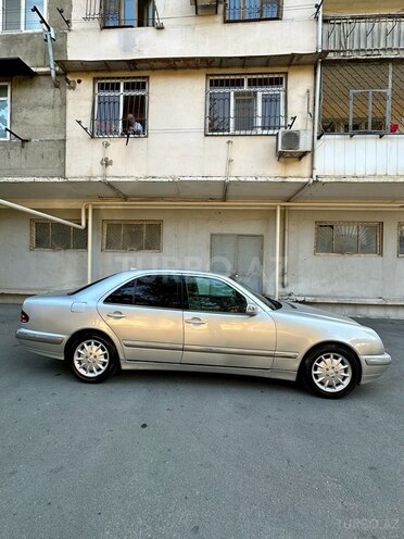 Mercedes E 220 d 2000, 416,000 km - 2.2 l - Bakı