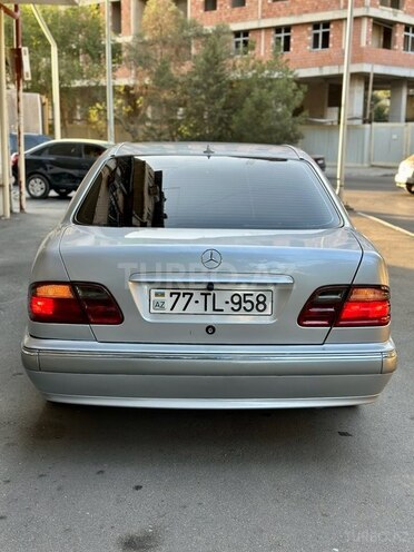 Mercedes E 220 d 2000, 416,000 km - 2.2 l - Bakı