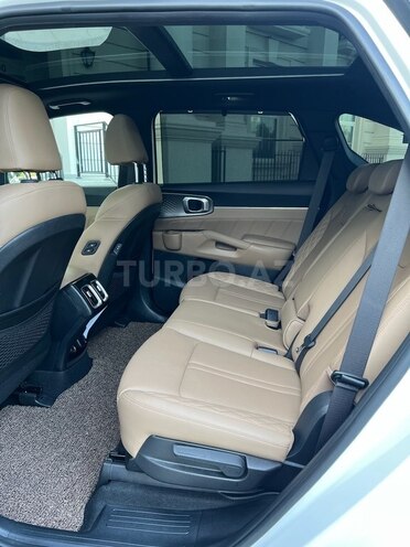 Kia Sorento-10