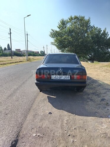 Mercedes 190-3