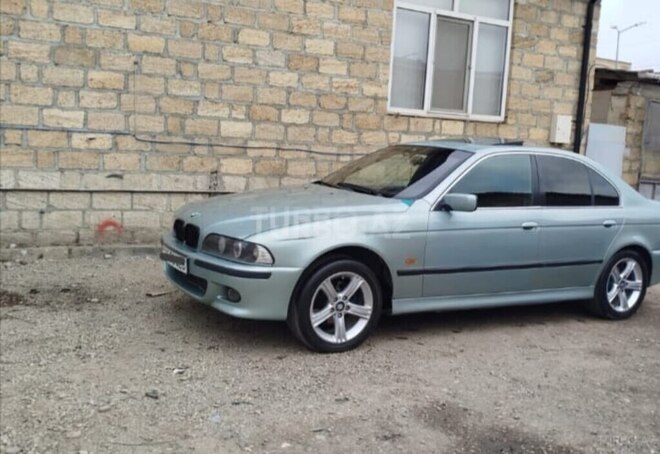 BMW 528 1998, 514,990 km - 2.8 l - Qusar