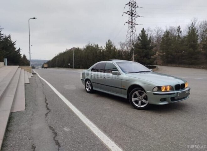 BMW 528 1998, 514,990 km - 2.8 l - Qusar