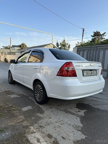 Chevrolet Aveo-15