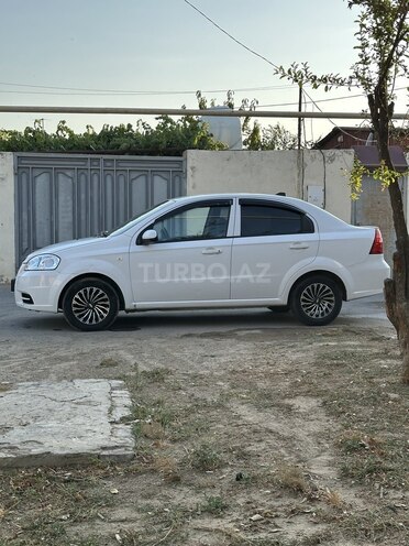 Chevrolet Aveo-4