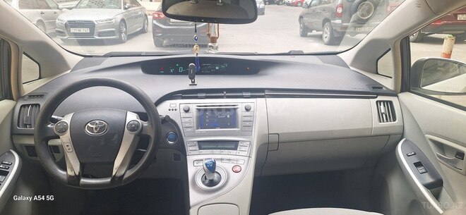 Toyota Prius 2013, 380 km - 1.8 л - Bakı