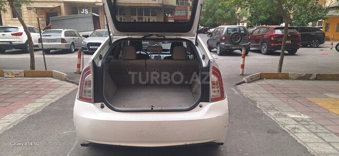 Toyota Prius 2013, 380 km - 1.8 л - Bakı